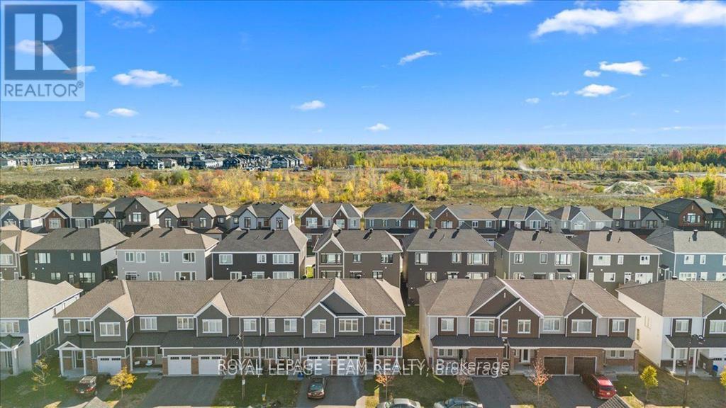 426 Epoch Street, Ottawa, ON - Outdoor With Facade