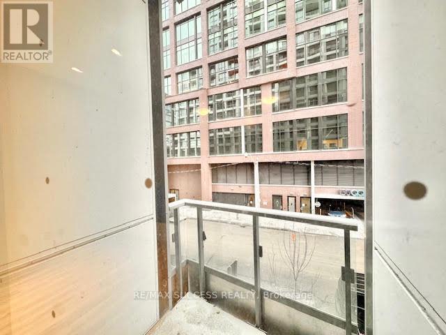 213 - 15 Richardson Street, Toronto, ON - Indoor