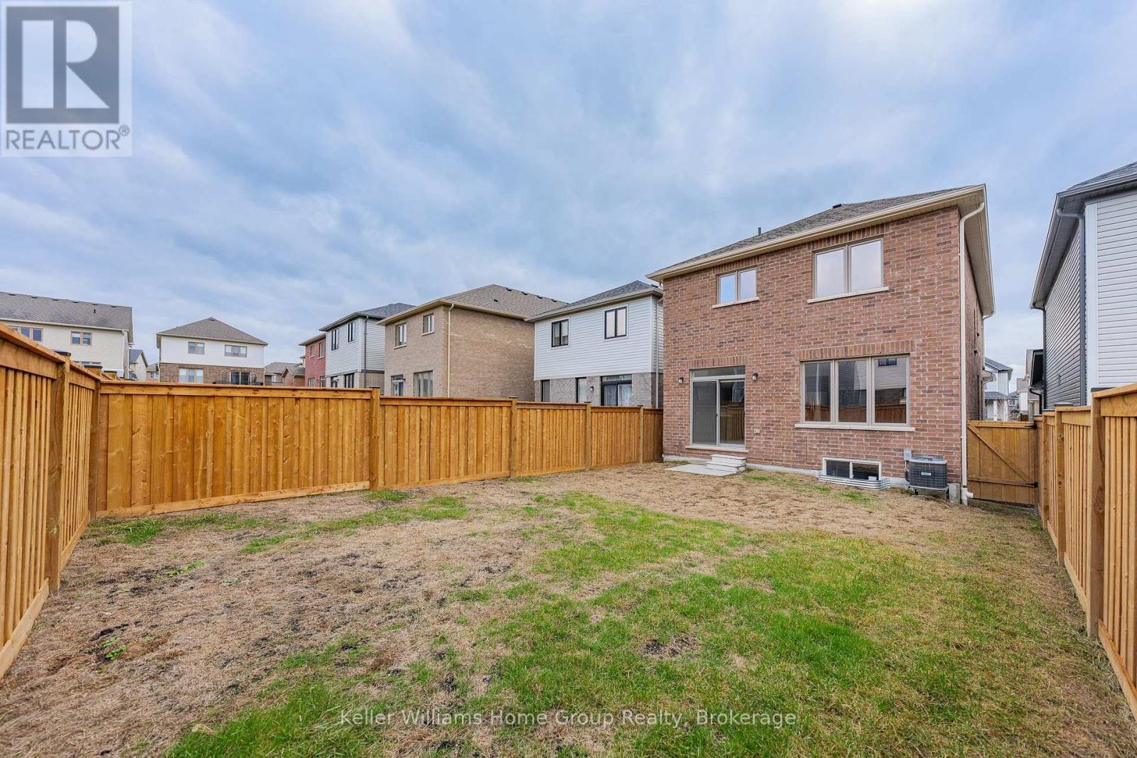 27 Harpin Way W, Centre Wellington (Fergus), ON - Outdoor With Exterior