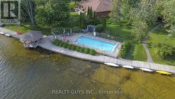 WATERFRONT COMMUNITY -