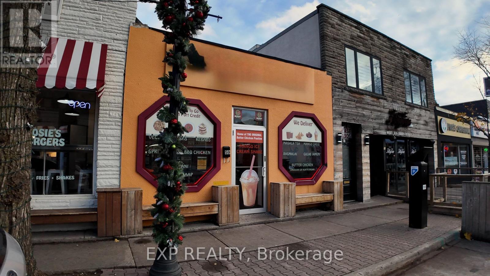 59 Lakeshore Road E, Mississauga, ON