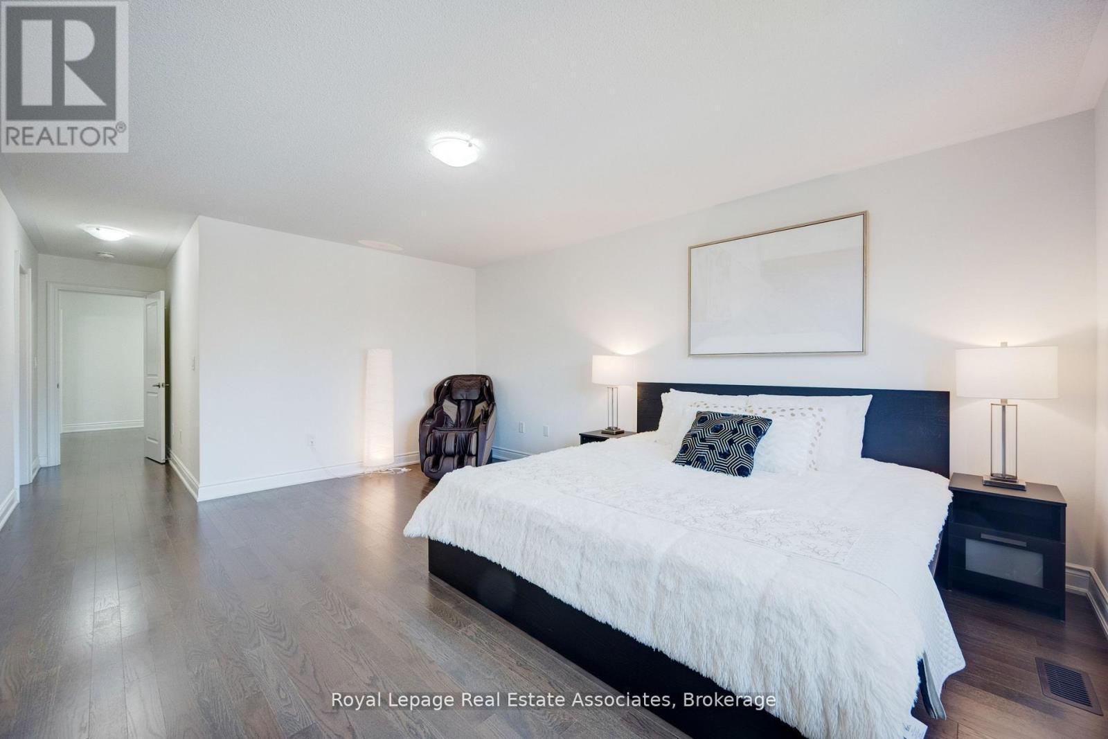 13 Quinton Ridge, Brampton, ON - Indoor Photo Showing Bedroom