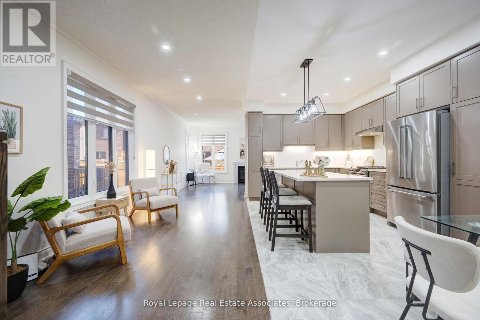 13 Quinton Ridge, Brampton, ON - Indoor