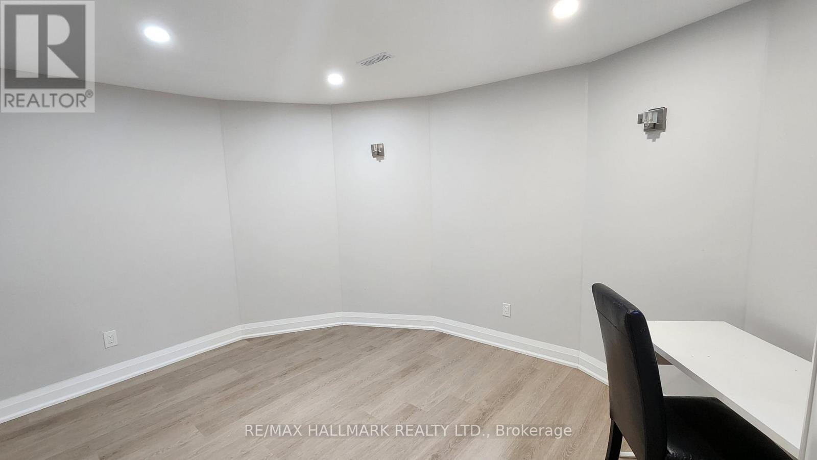 Bedroom - Bsmt #A - 97 Luba Avenue, Richmond Hill, ON - Indoor Photo Showing Other Room