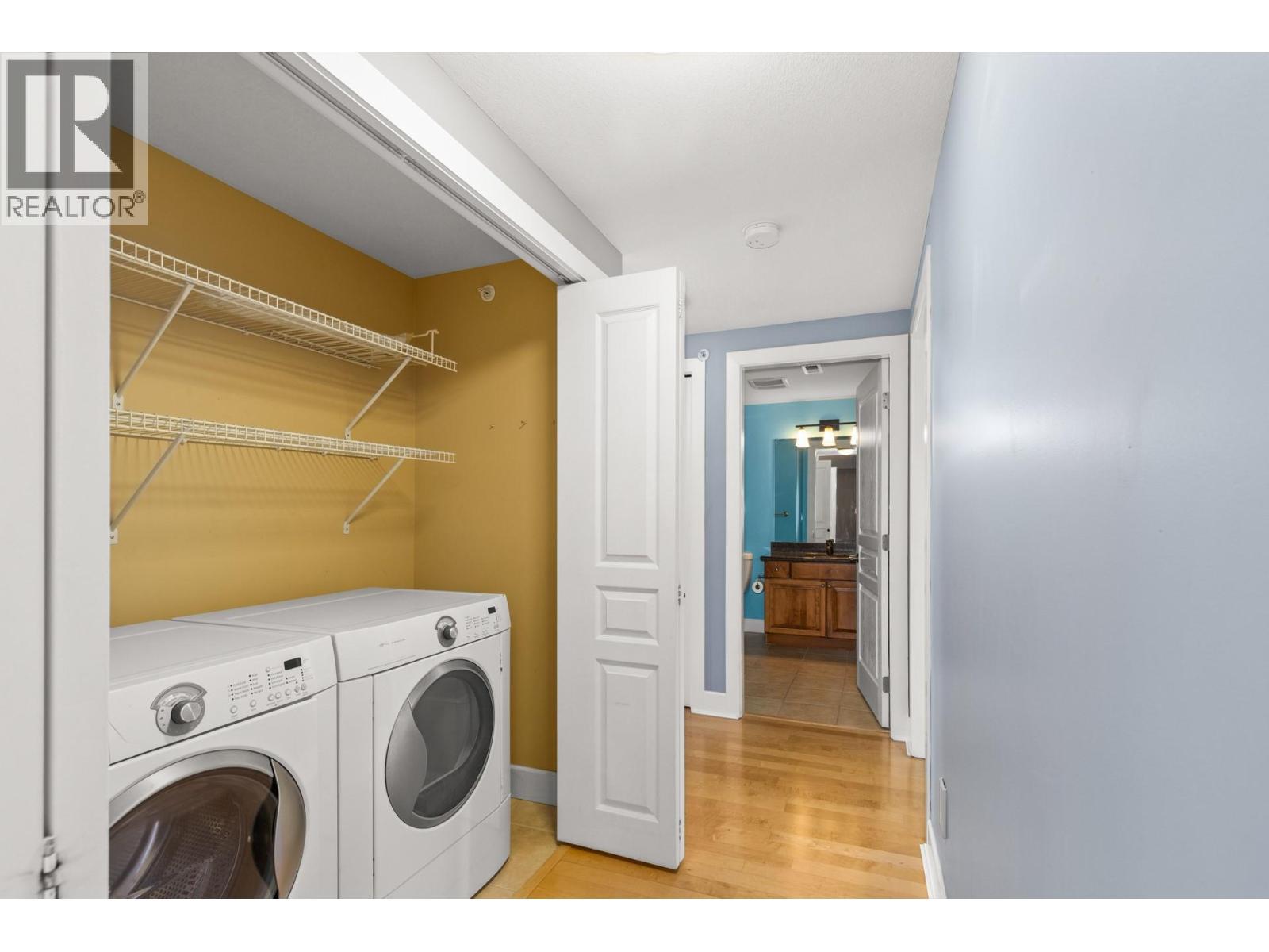 3996 Beach Avenue Unit# 335, Peachland, BC - Indoor Photo Showing Laundry Room