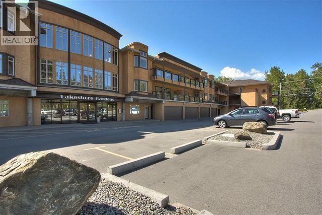 Secured Entry - 3996 Beach Avenue Unit# 335, Peachland, BC - Outdoor