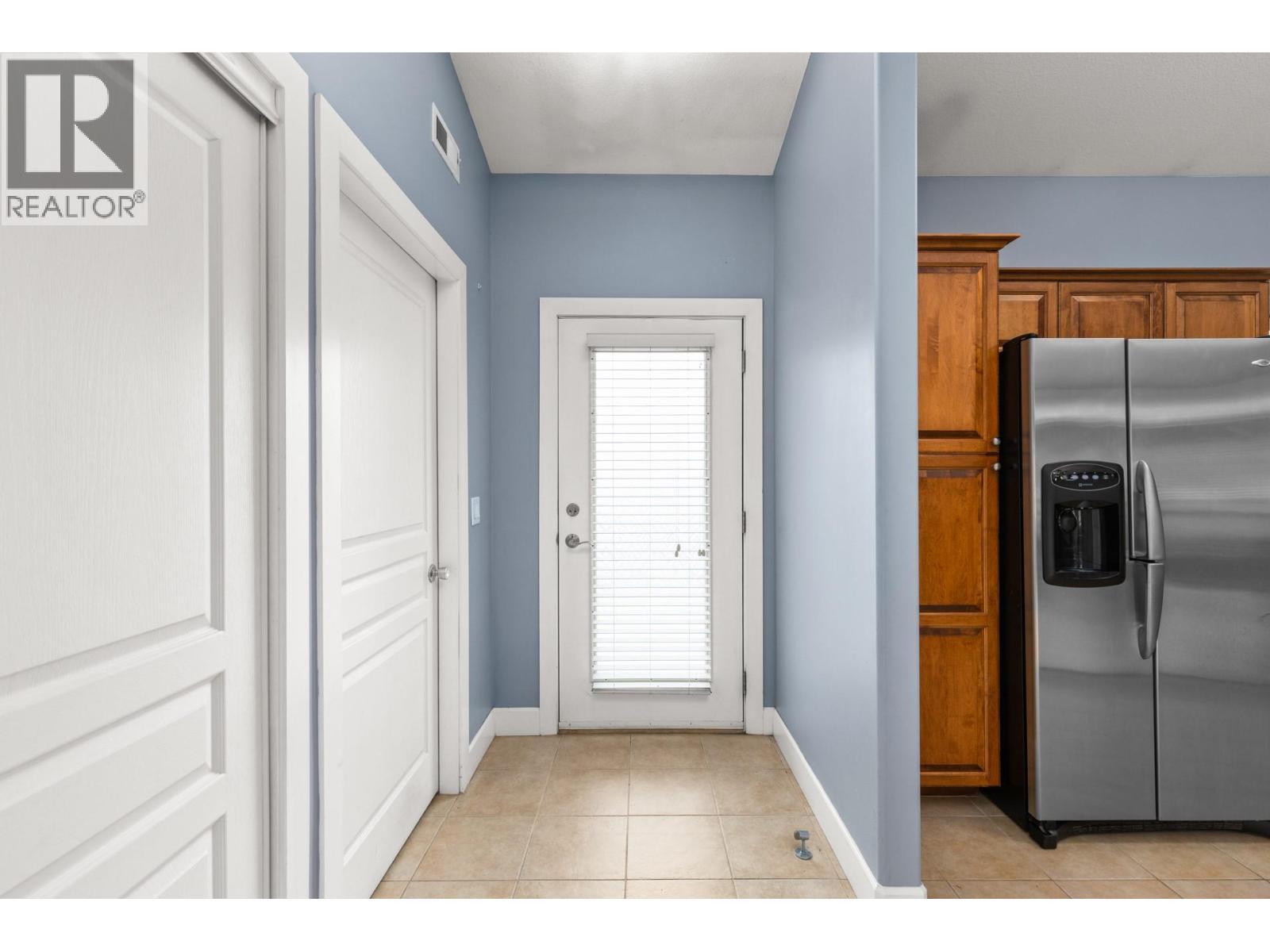 3996 Beach Avenue Unit# 335, Peachland, BC - Indoor Photo Showing Other Room