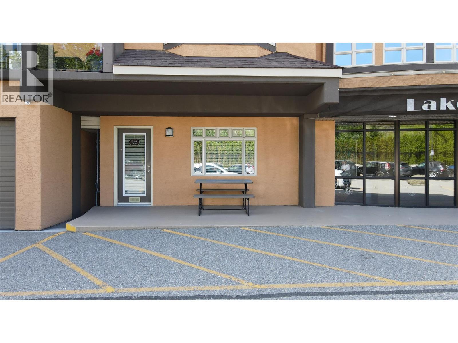 3996 Beach Avenue Unit# 335, Peachland, BC - Outdoor