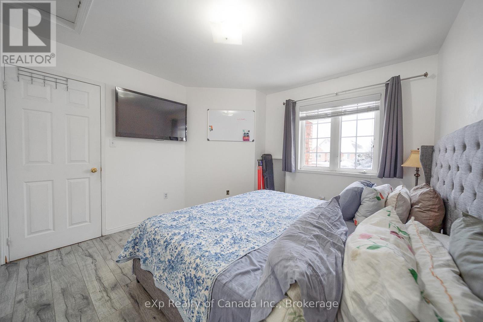 3314 Flagstone Drive, Mississauga (Churchill Meadows), ON - Indoor Photo Showing Bedroom