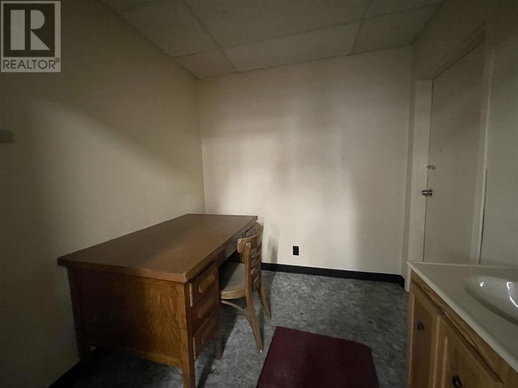 122 Lorne St, Chapleau, ON