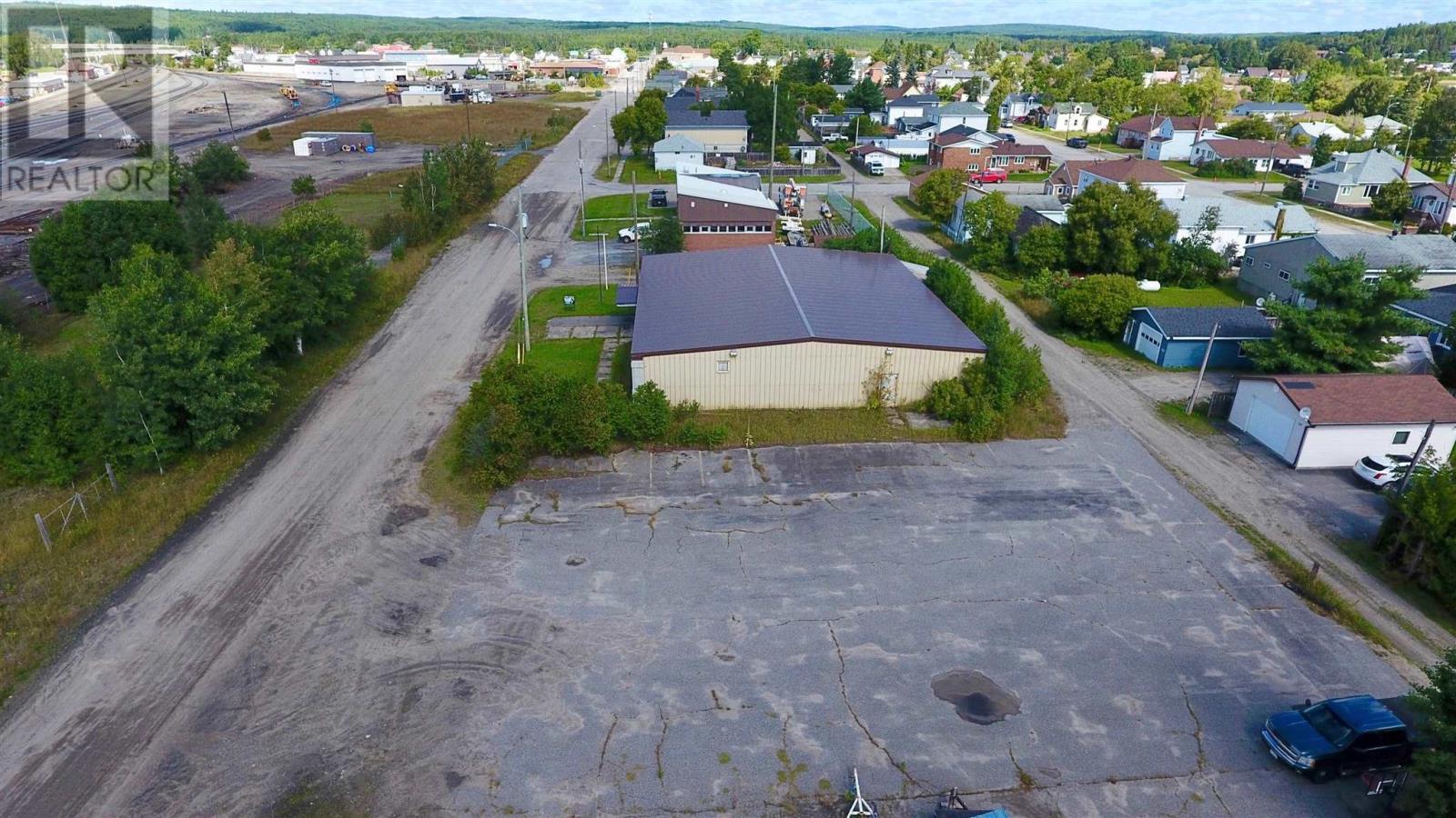 122 Lorne St, Chapleau, ON