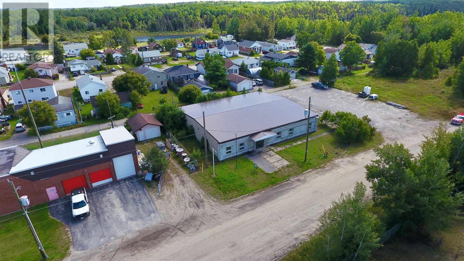 122 Lorne St, Chapleau, ON