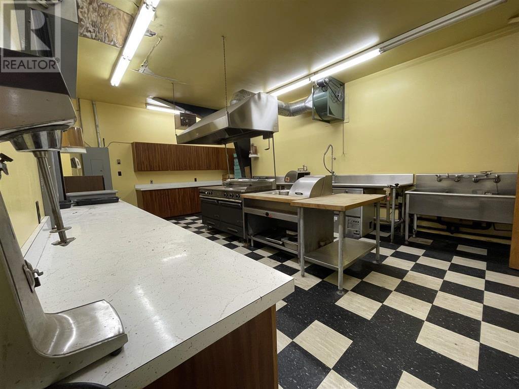 122 Lorne St, Chapleau, ON