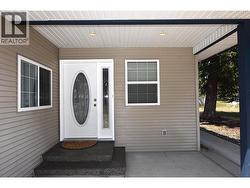 Covered front entry -