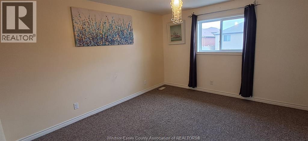 3198 Seville Ave, Windsor, ON - Indoor Photo Showing Other Room