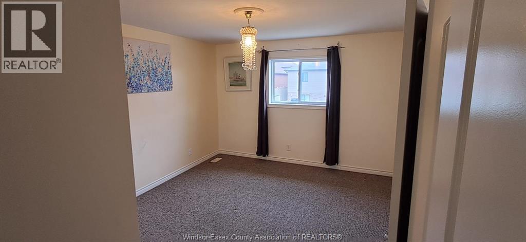 3198 Seville Ave, Windsor, ON - Indoor Photo Showing Other Room