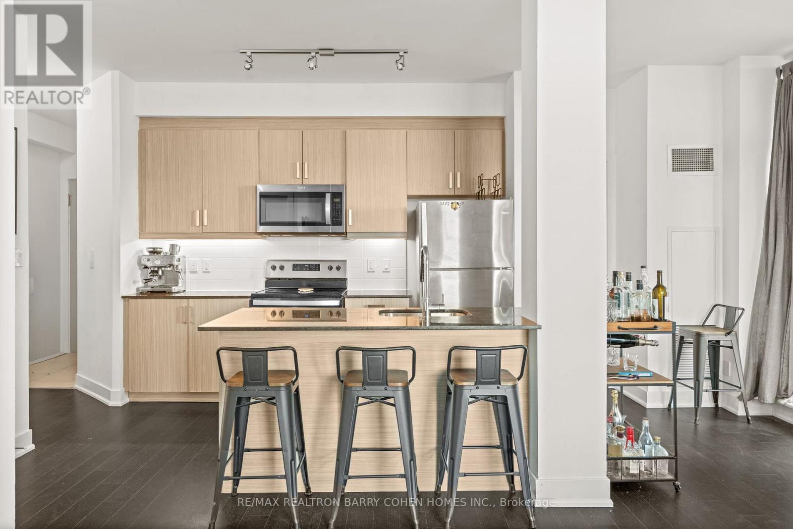 1206 - 1486 Bathurst Street, Toronto, ON - Indoor Photo Showing Kitchen