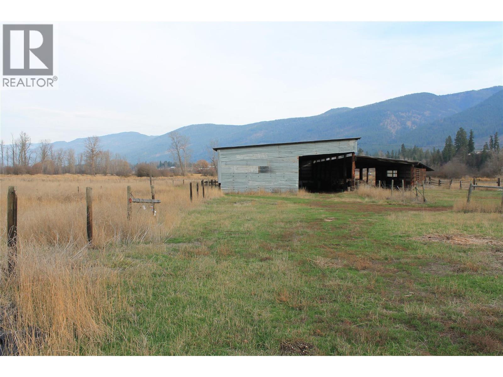 4201 97A Highway, Spallumcheen, BC - Outdoor With View