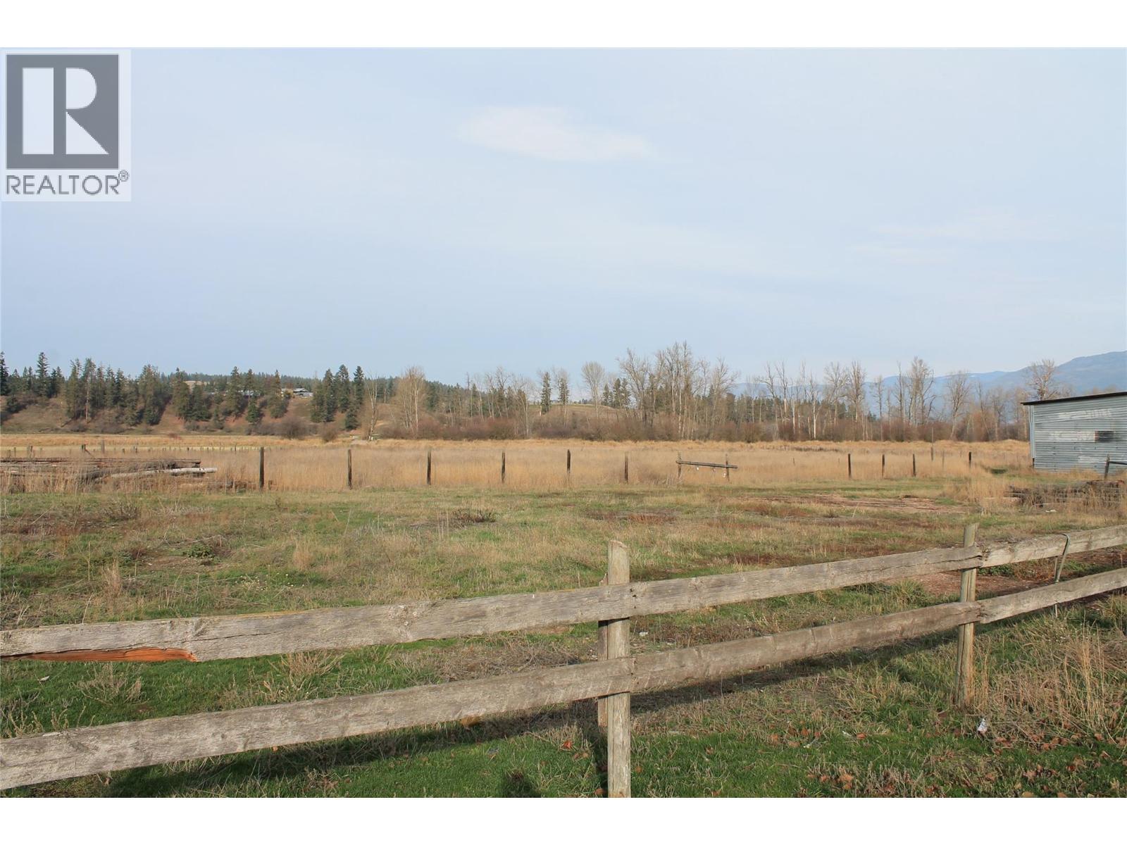4201 97A Highway, Spallumcheen, BC - Outdoor With View