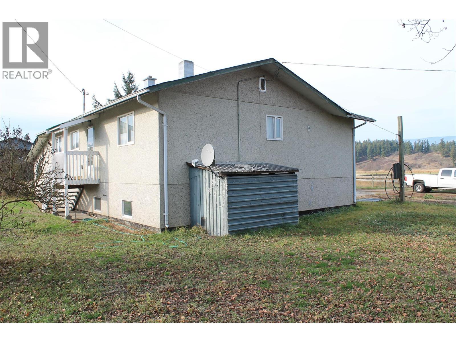 4201 97A Highway, Spallumcheen, BC - Outdoor With Exterior