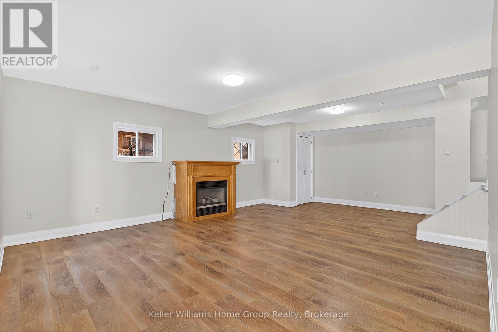 238 Briarmeadow Drive, Kitchener, ON - Indoor With Fireplace