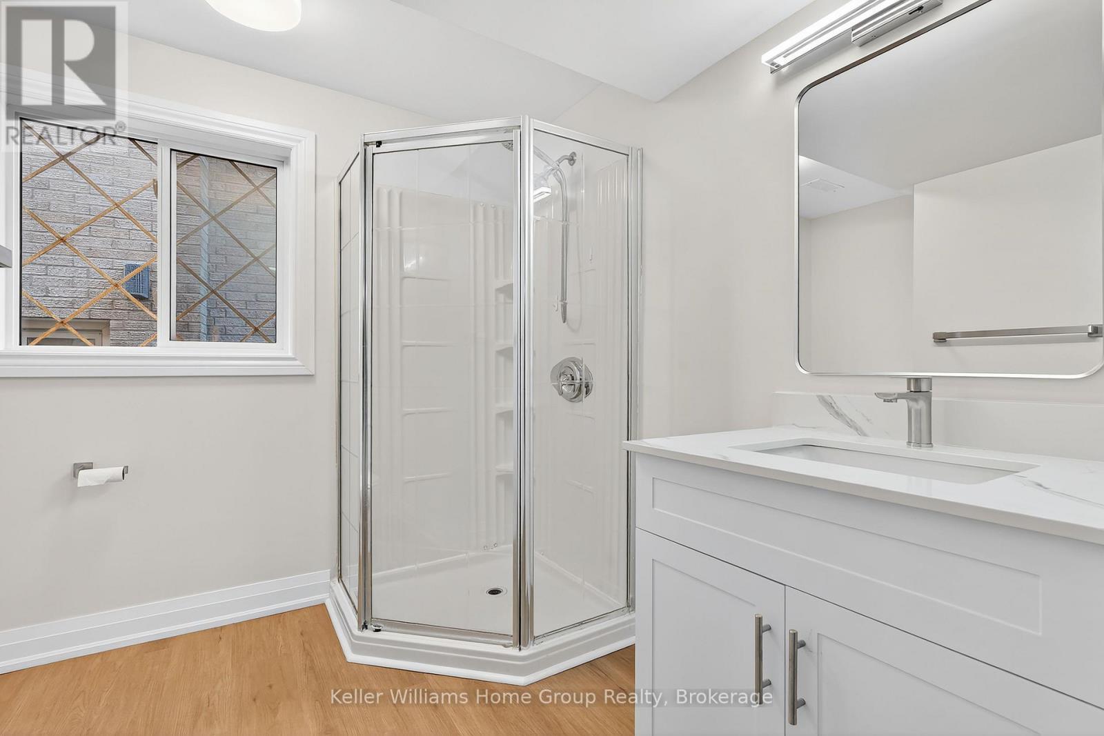 238 Briarmeadow Drive, Kitchener, ON - Indoor Photo Showing Bathroom