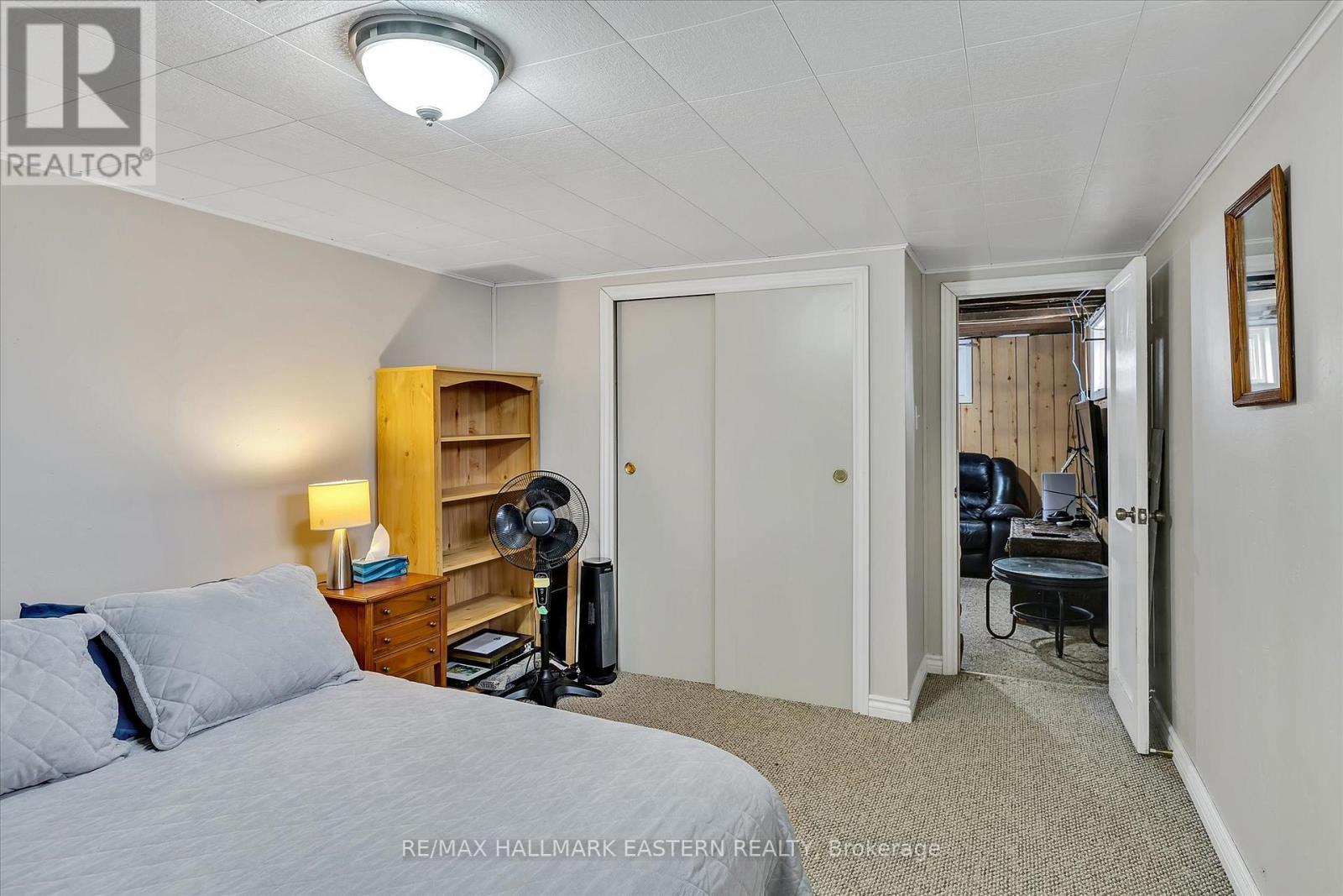 706 Monaghan Road, Peterborough (Otonabee Ward 1), ON - Indoor Photo Showing Bedroom