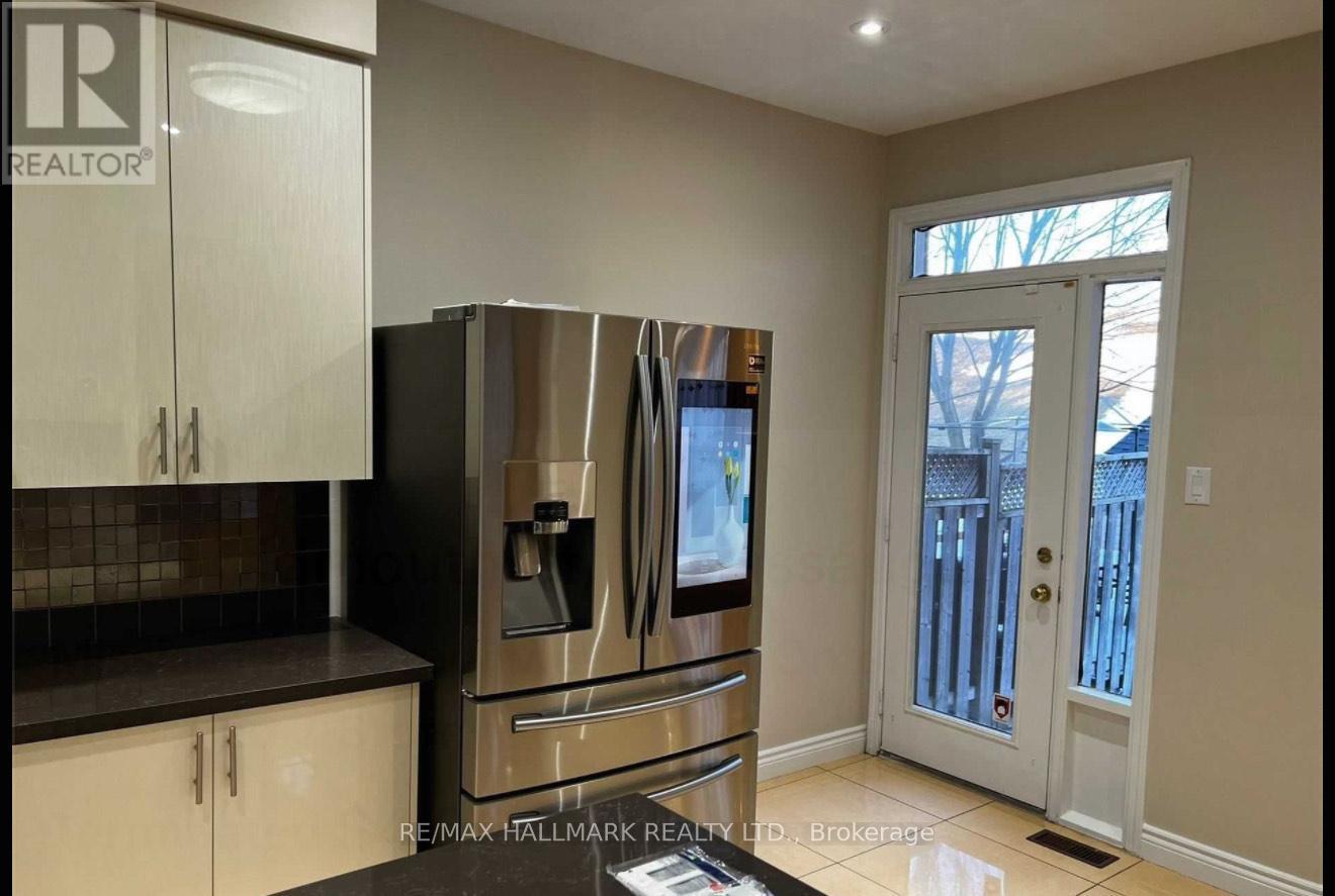 Main Level - 5923 Sidmouth Street, Mississauga, ON - Indoor