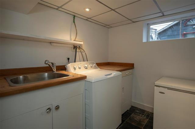 501 Sprague St, Winnipeg, MB