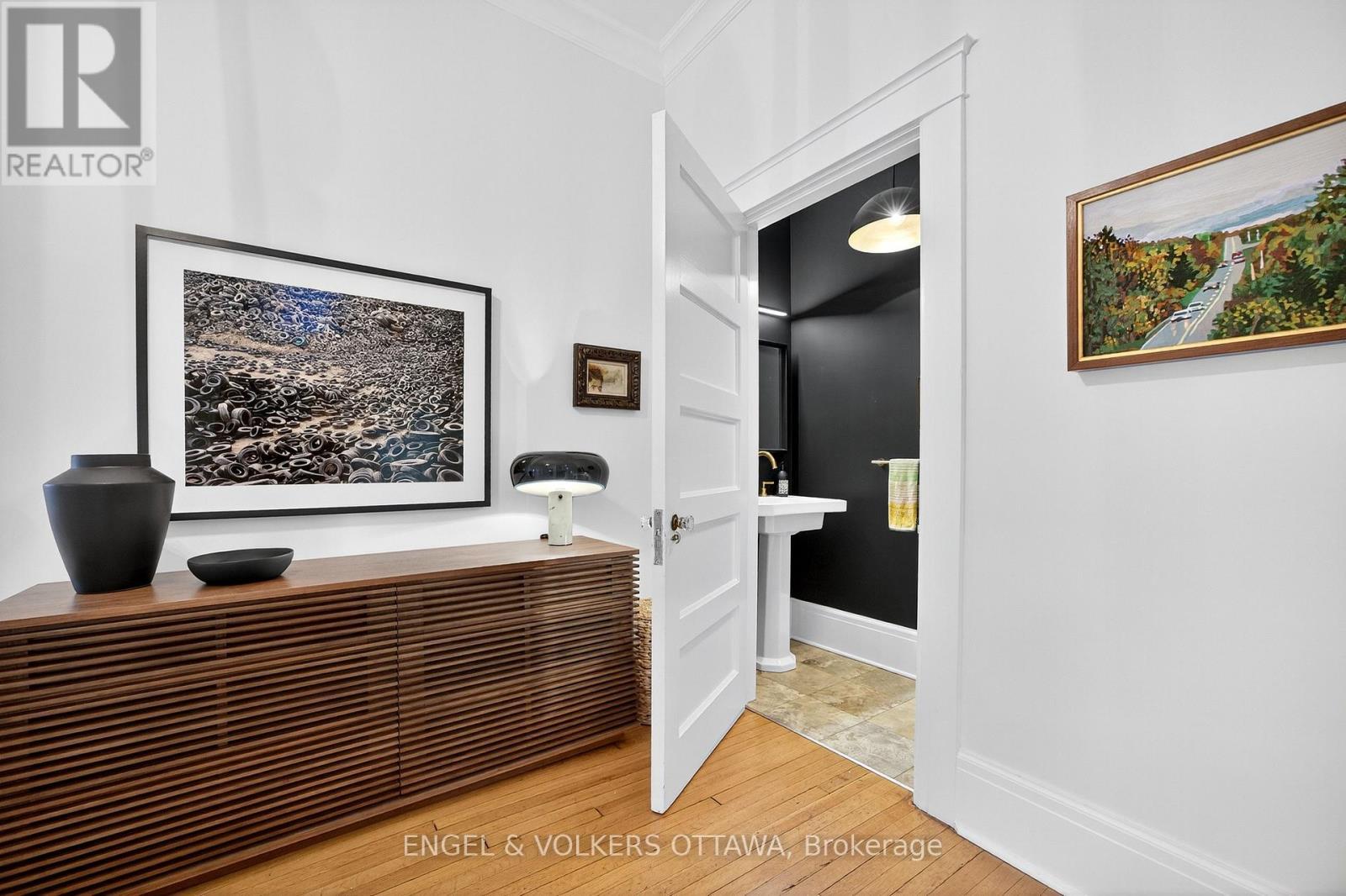 297 Clemow Avenue, Ottawa, ON - Indoor Photo Showing Other Room