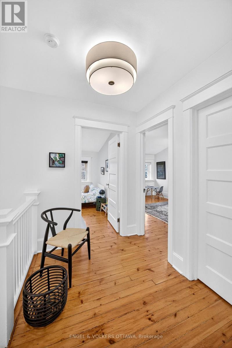 297 Clemow Avenue, Ottawa, ON - Indoor Photo Showing Other Room