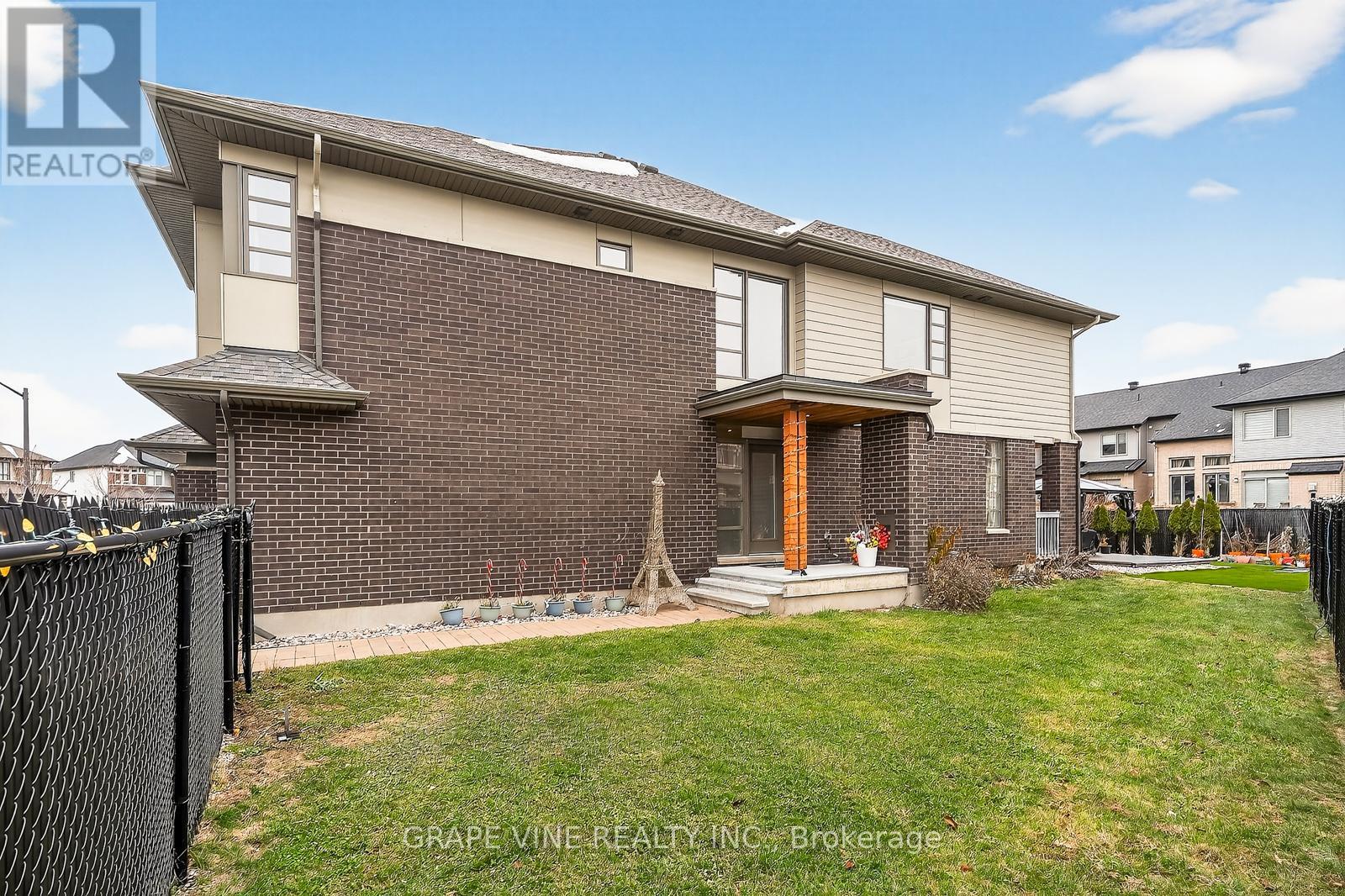 145 Larimar Circle, Ottawa, ON - Outdoor