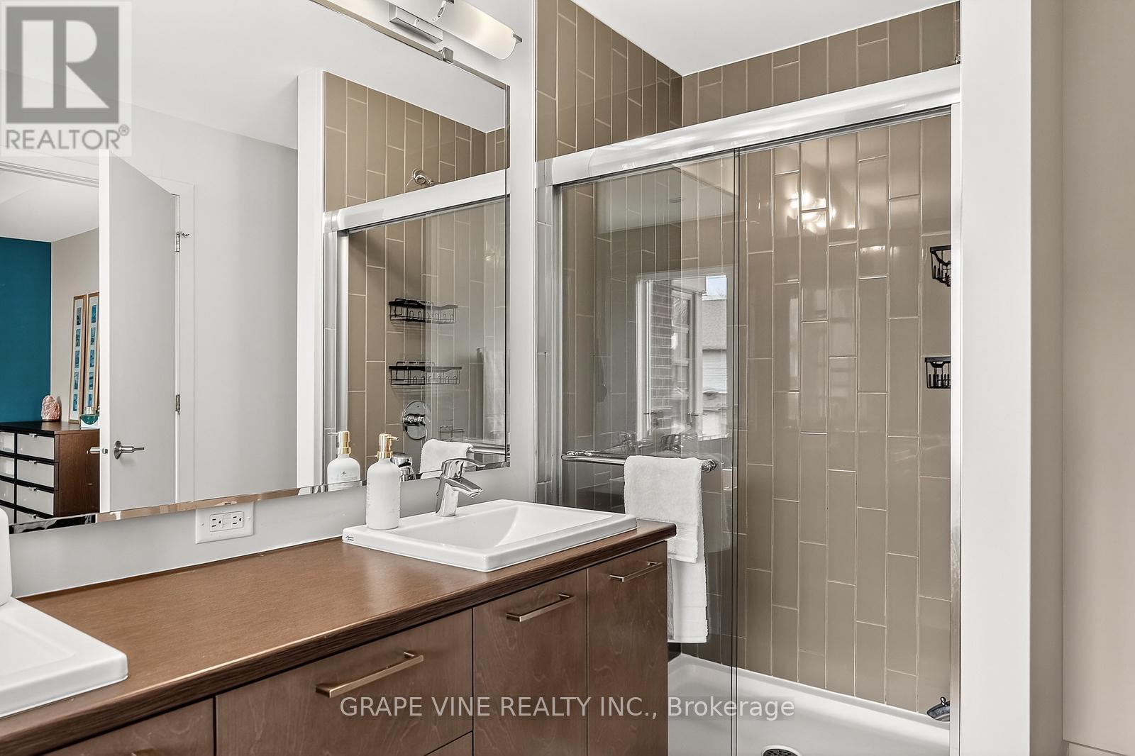 145 Larimar Circle, Ottawa, ON - Photo Showing Other Room