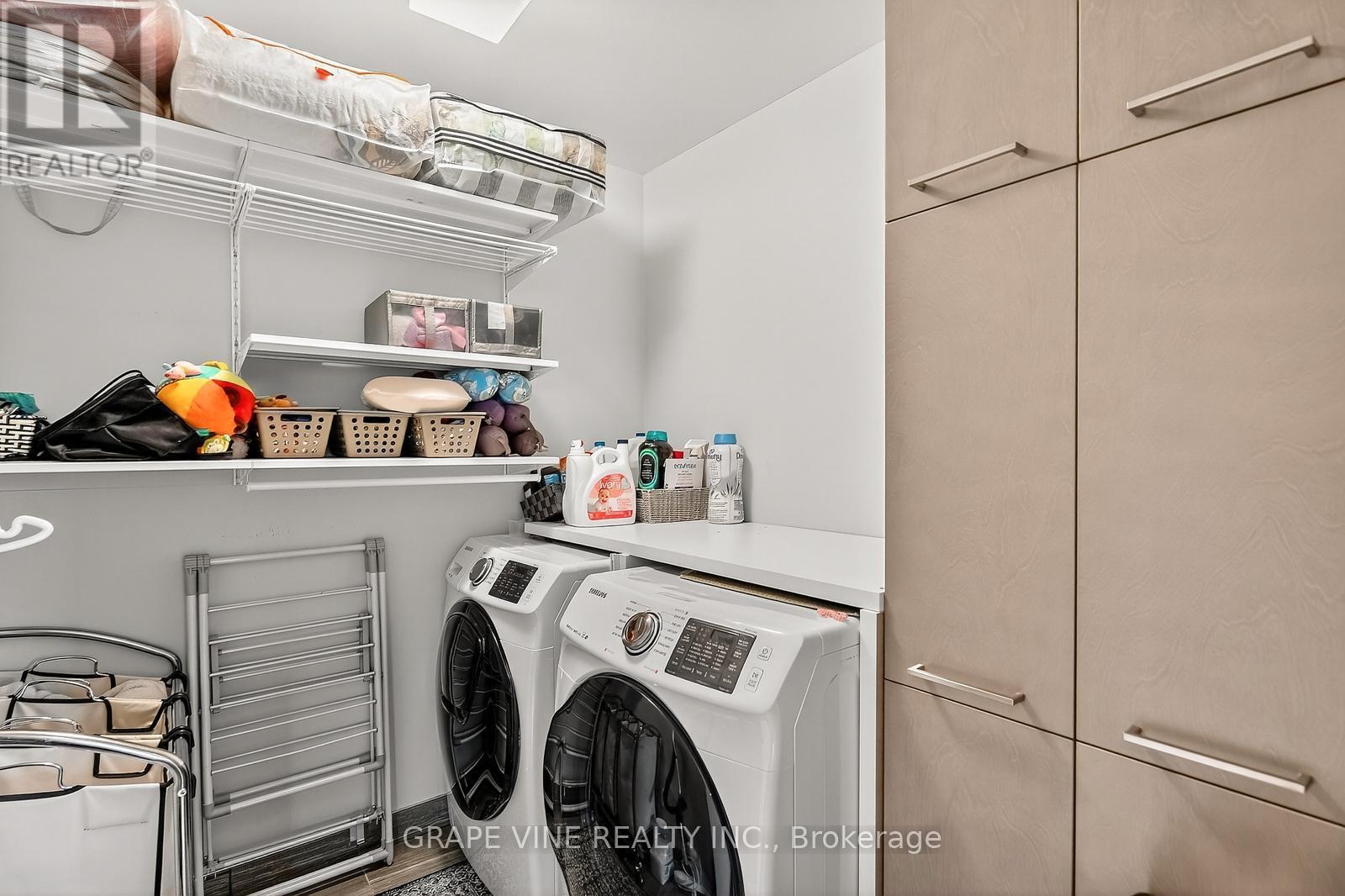 145 Larimar Circle, Ottawa, ON - Indoor Photo Showing Laundry Room