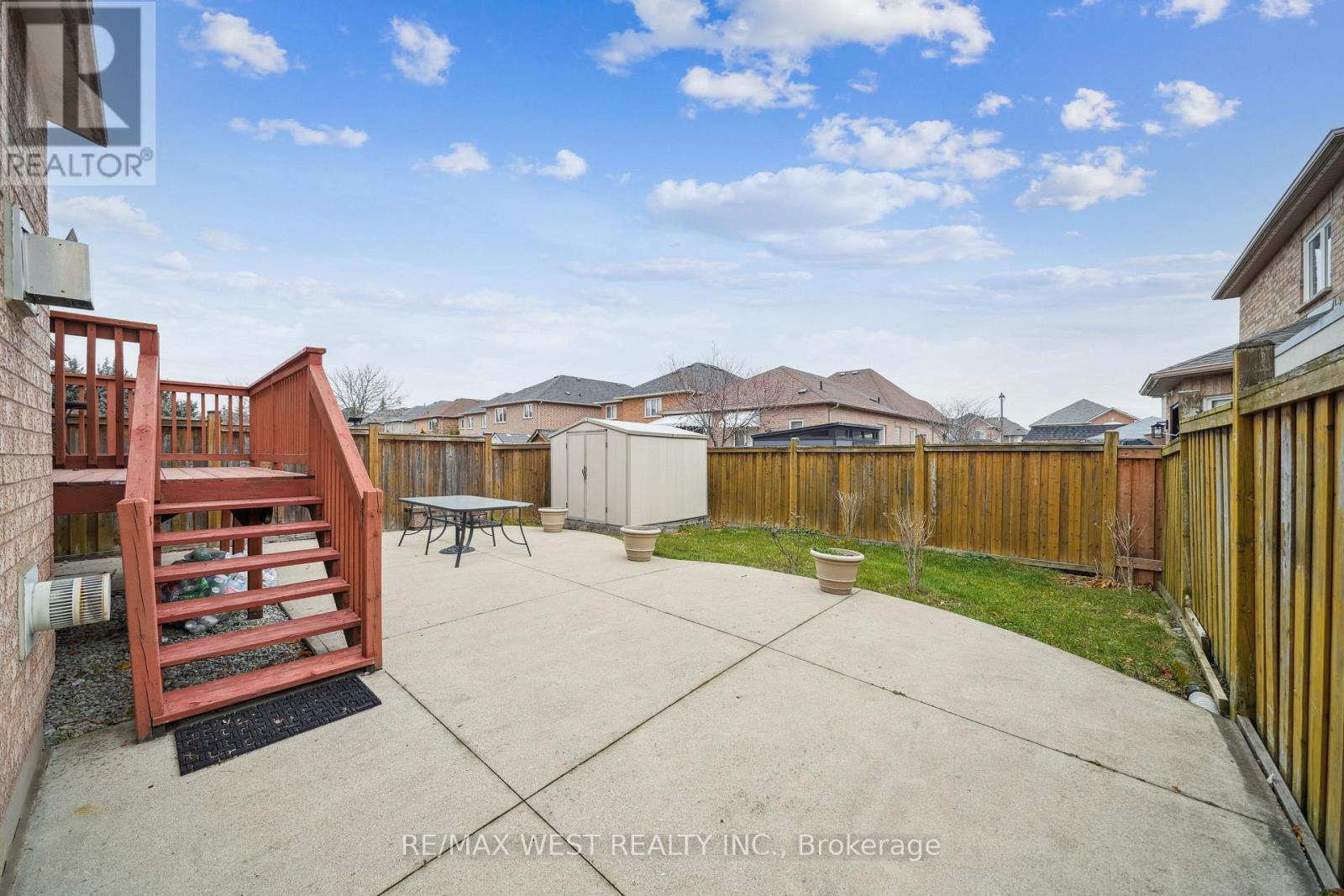 65 Kingly Crest Way, Vaughan, ON - Outdoor