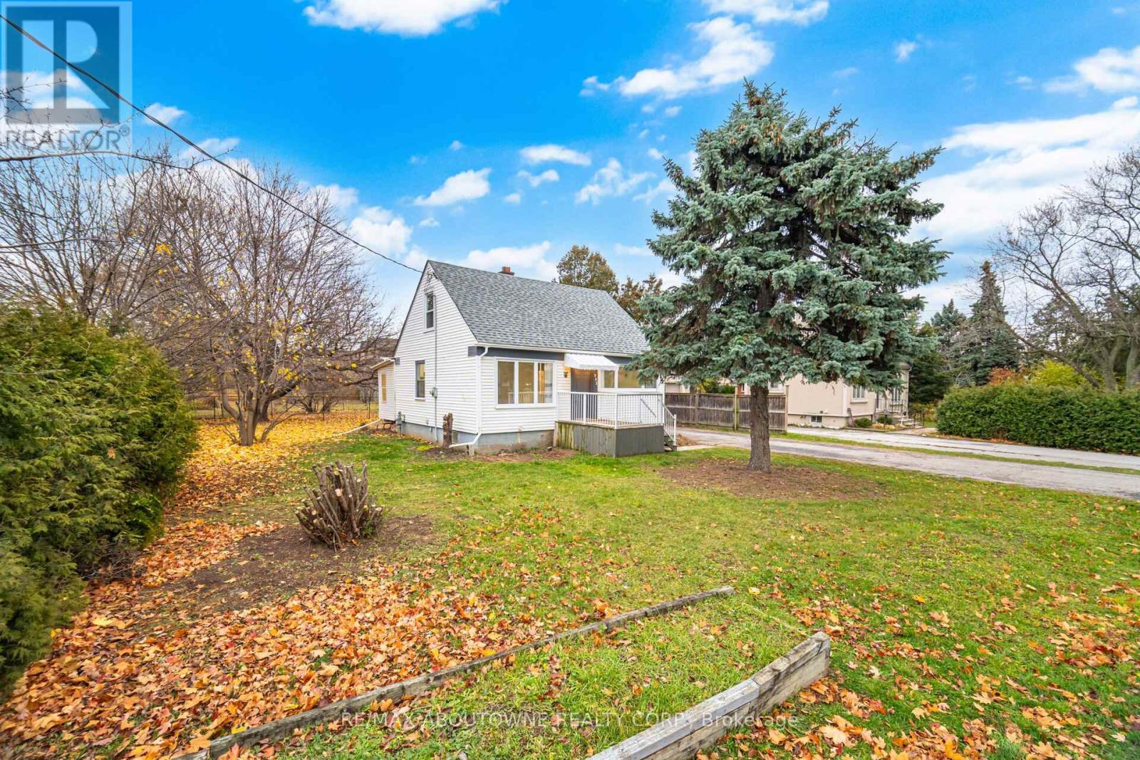 983 Cleta Street, Burlington, ON - Outdoor