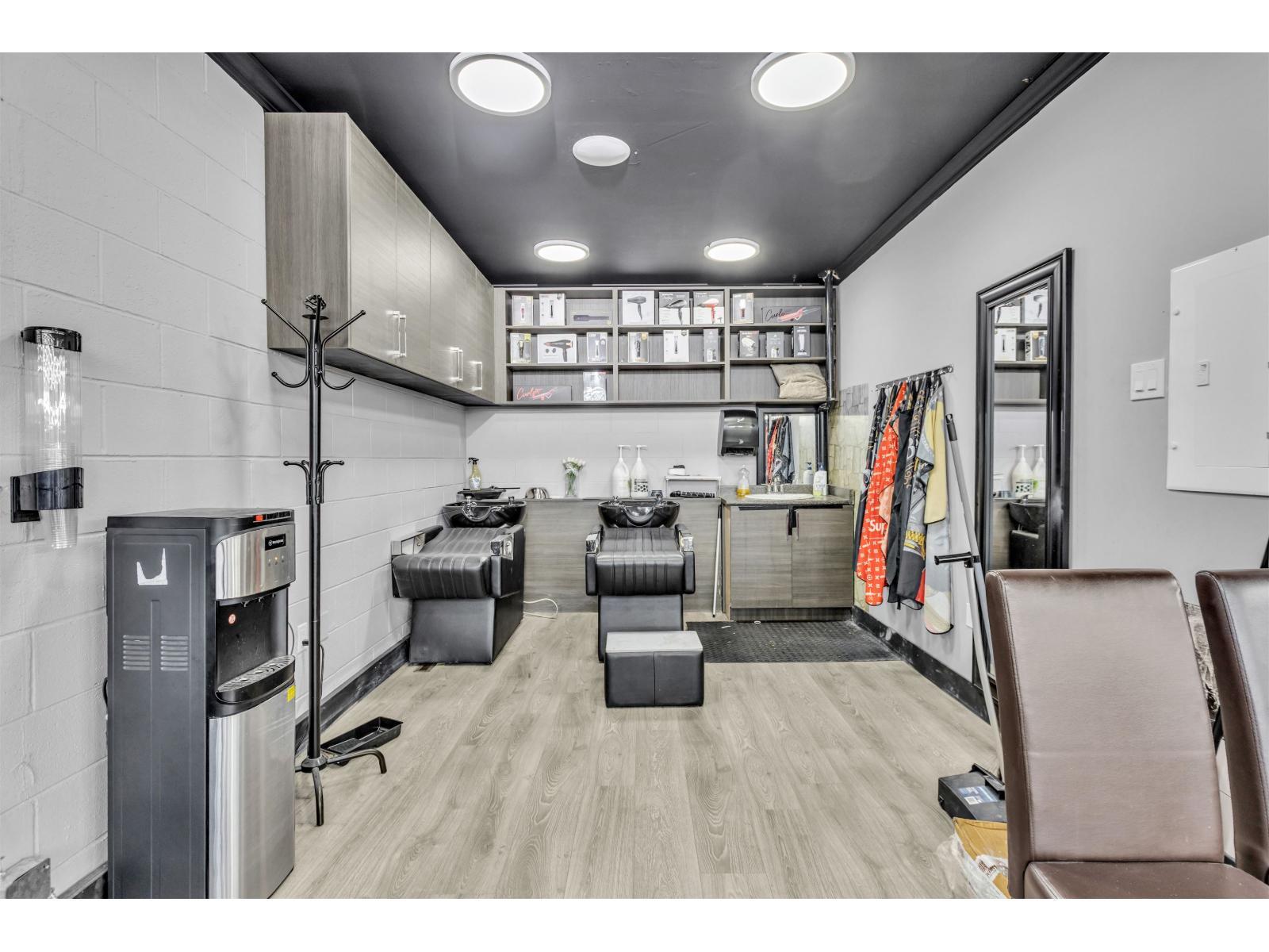 1512 Confidential, Mission, BC