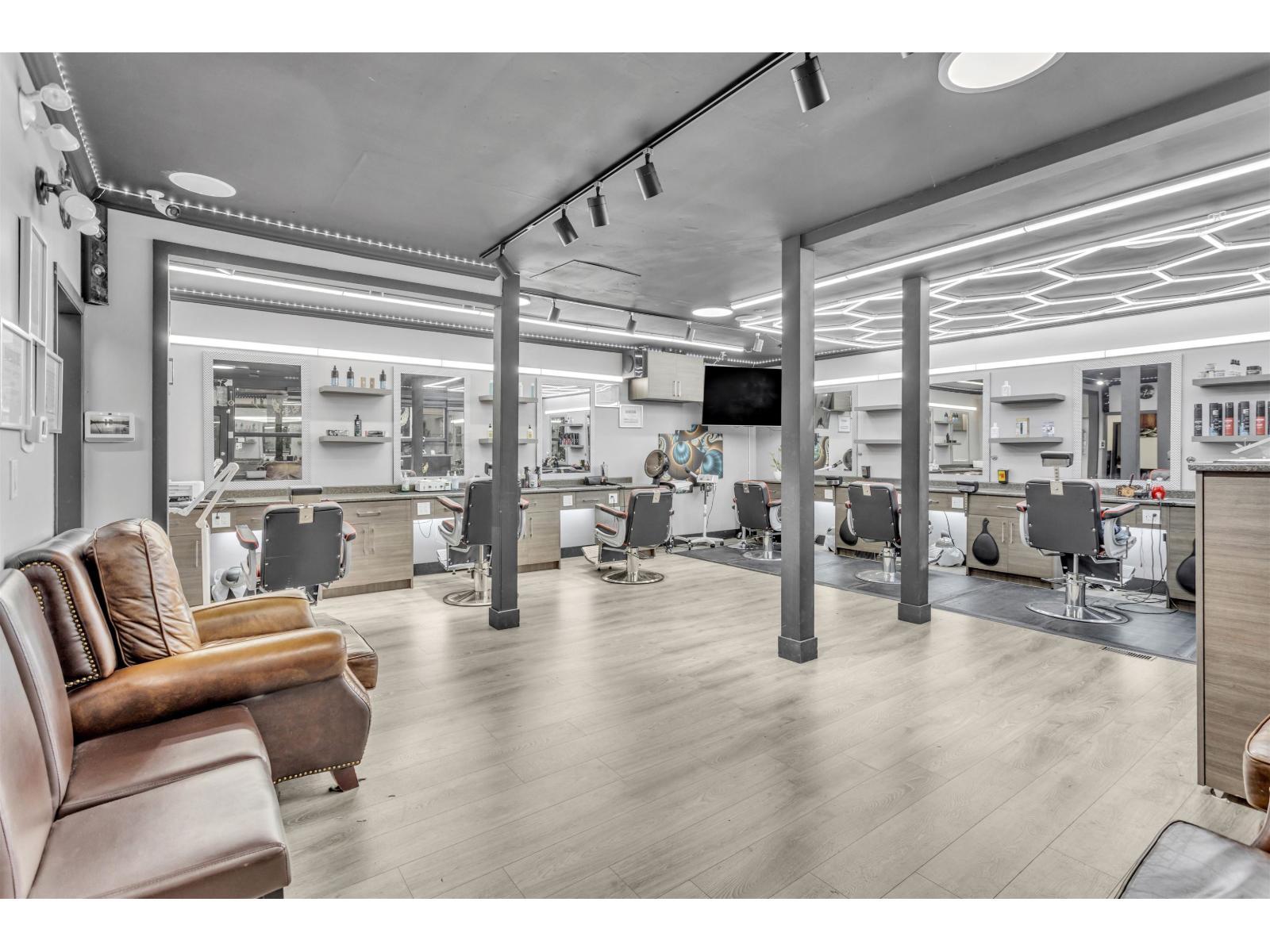 1512 Confidential, Mission, BC