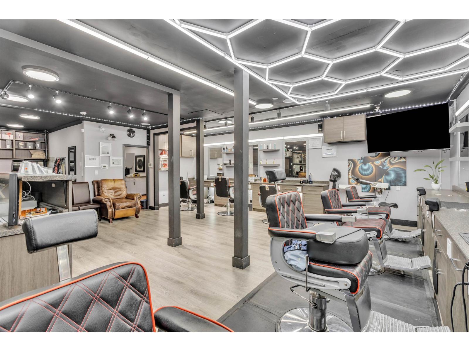 1512 Confidential, Mission, BC