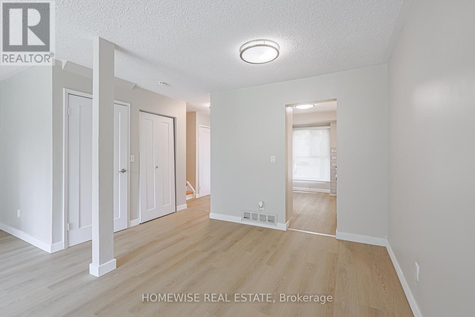 29 - 560 Waverly Street N, Oshawa, ON - Indoor Photo Showing Other Room