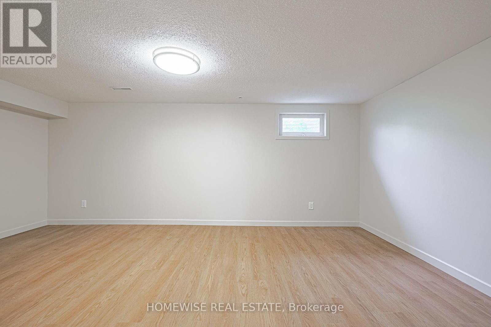 29 - 560 Waverly Street N, Oshawa, ON - Indoor Photo Showing Other Room