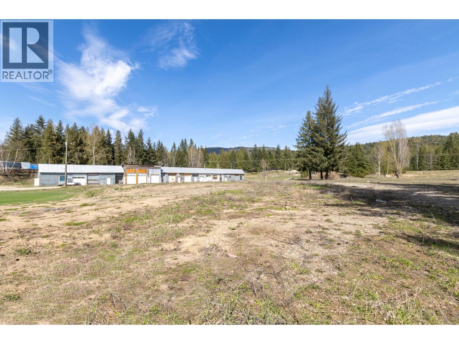 5755 Mellor Frontage Road, Salmon Arm, BC