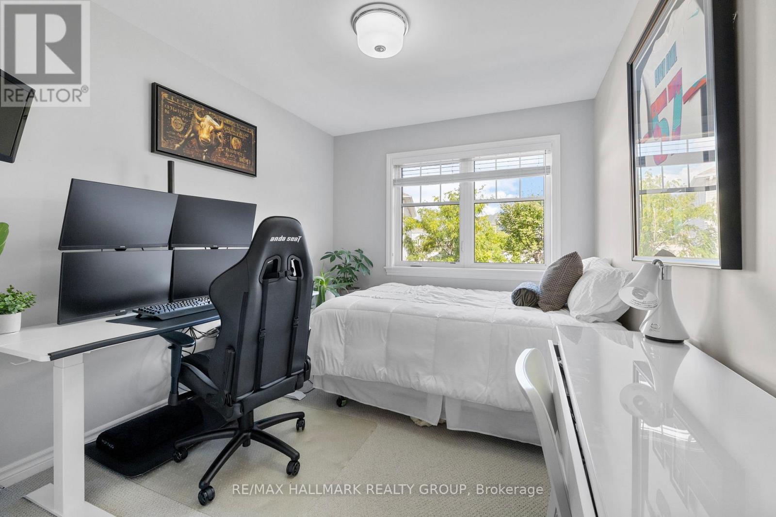 710 Rue Du Cartographe Street, Ottawa, ON - Indoor Photo Showing Bedroom