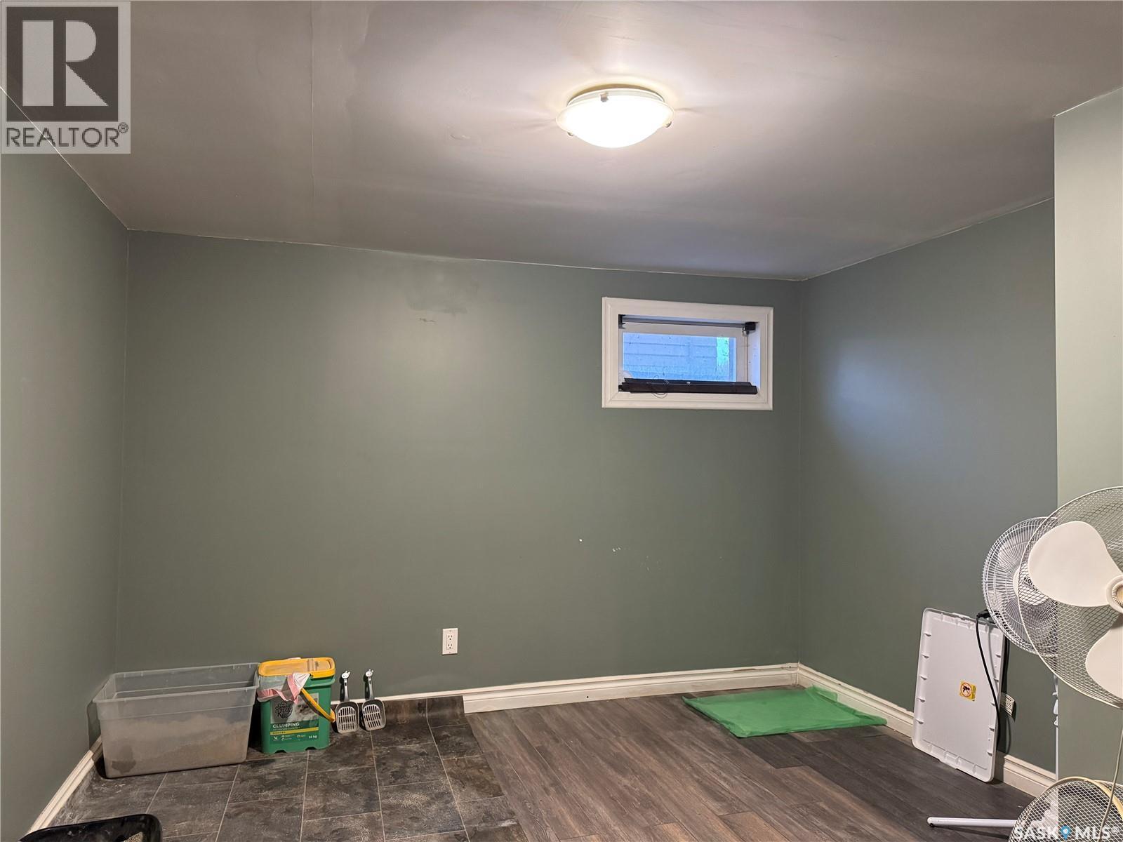 211 8Th Street E, Wynyard, SK - Indoor Photo Showing Other Room