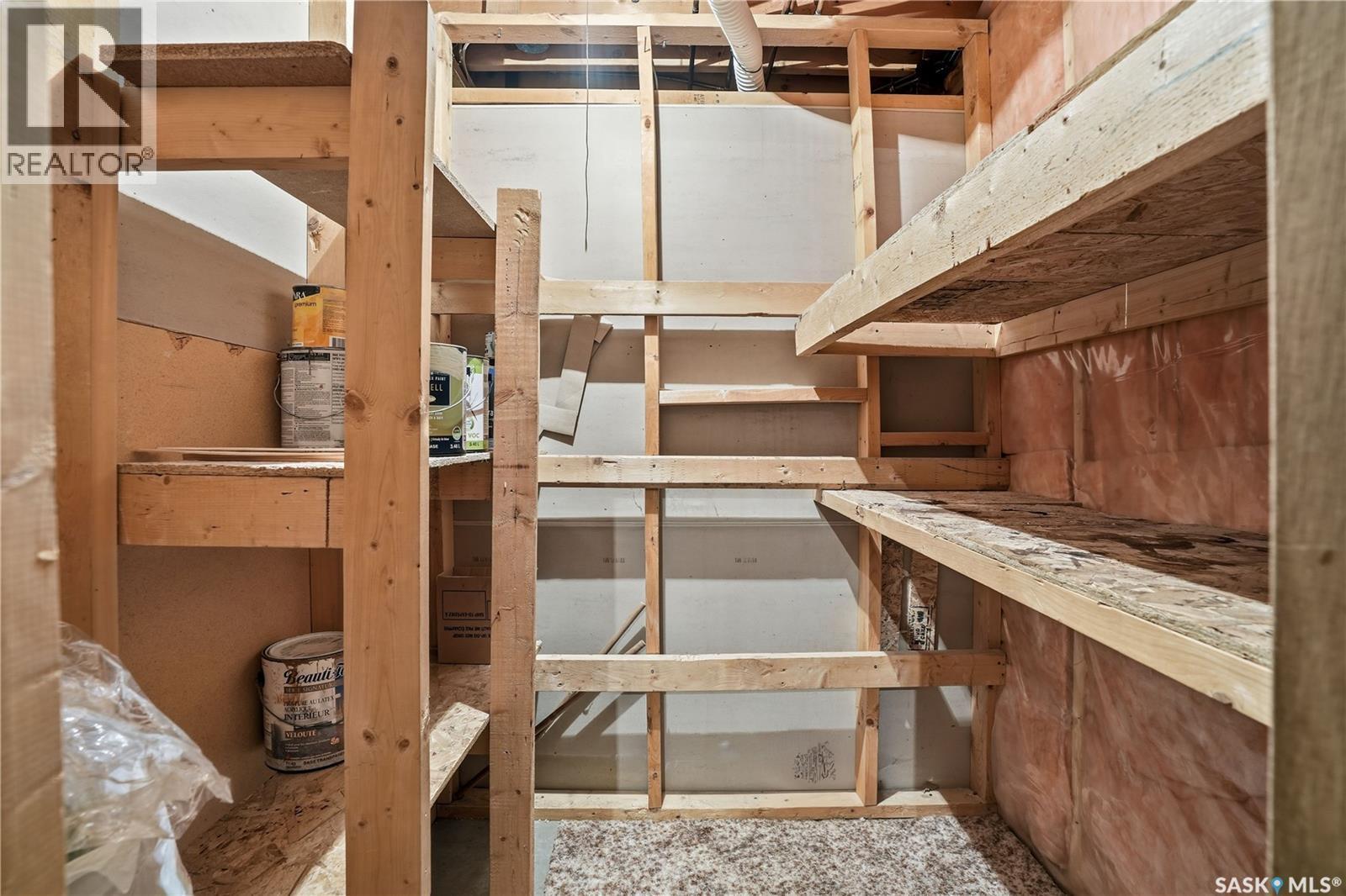 1122 Ferguson Crescent, Regina, SK - Indoor