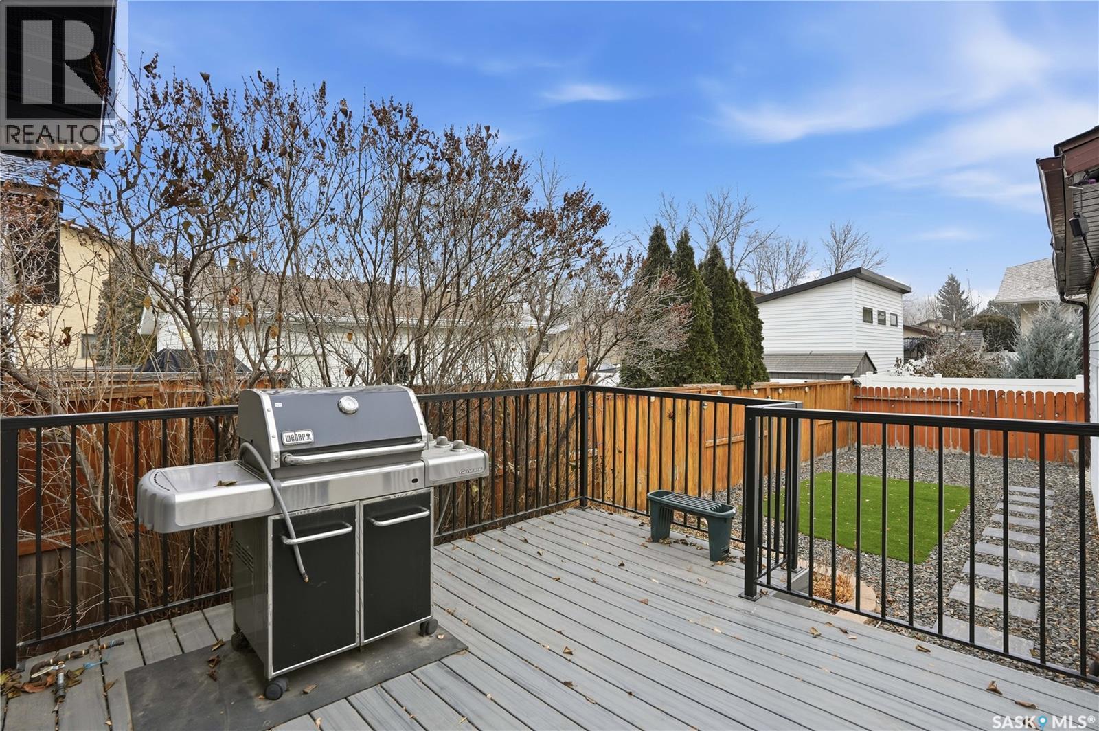 1122 Ferguson Crescent, Regina, SK - Outdoor With Deck Patio Veranda With Exterior
