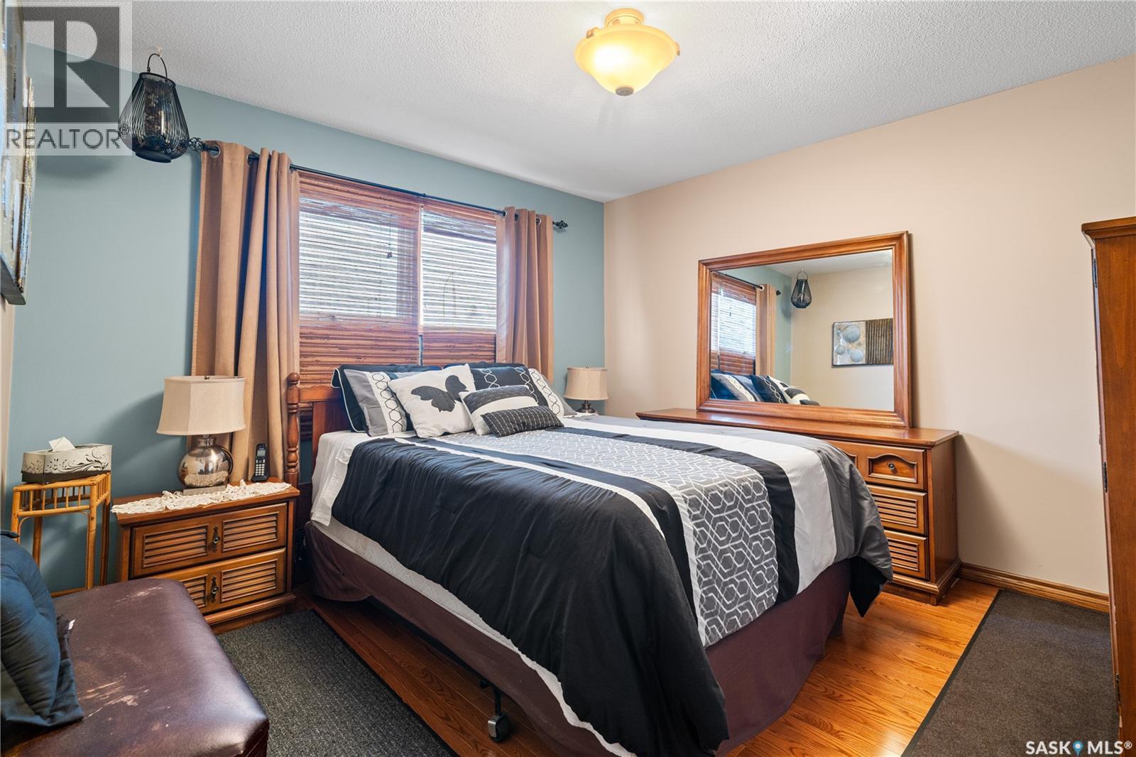 182 Scarth Street N, Regina, SK - Indoor Photo Showing Bedroom