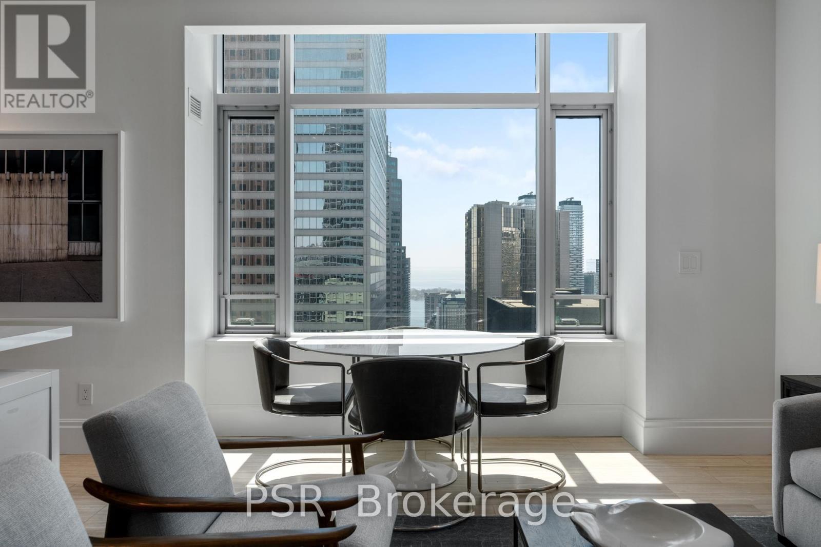 3605 - 311 Bay Street, Toronto, ON - Indoor