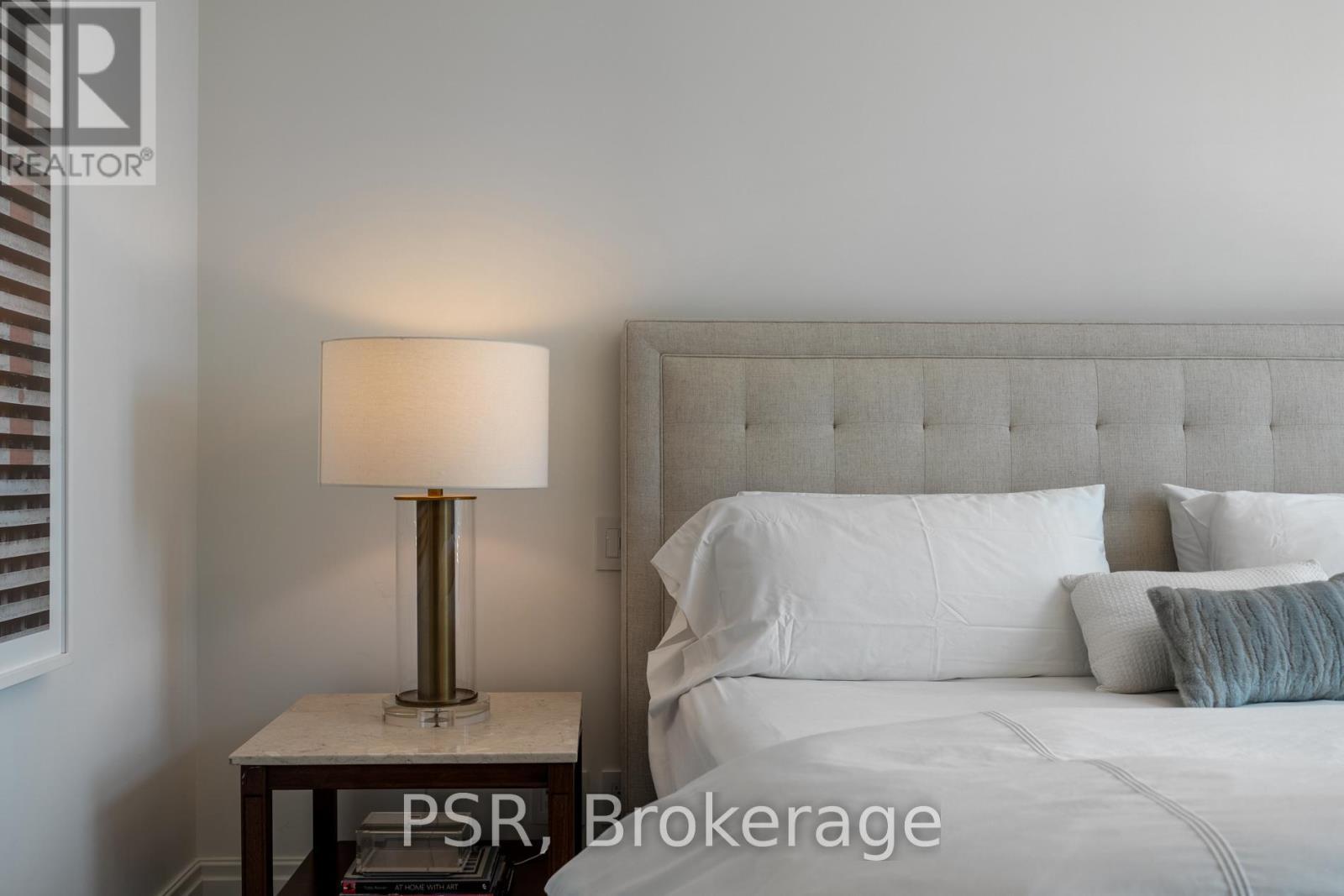 3605 - 311 Bay Street, Toronto, ON - Indoor Photo Showing Bedroom