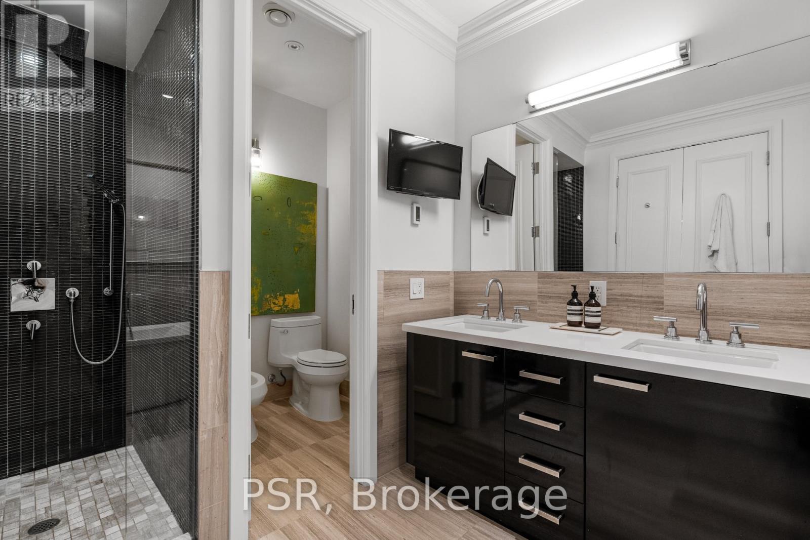 3605 - 311 Bay Street, Toronto, ON - Indoor Photo Showing Bathroom